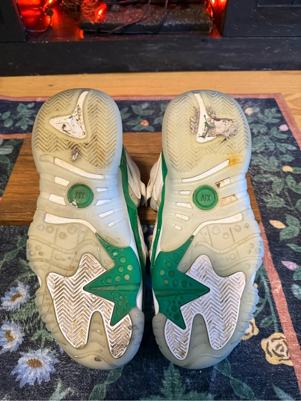 Jordan Jumpman Two Trey sneakers in the 
